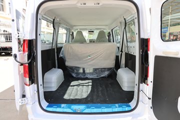 Զ�� ȫ������V7E���ܰ� 2025�� �Ǹ��� 5�� ���綯��� ����ʱ��50.2kWhͼƬ