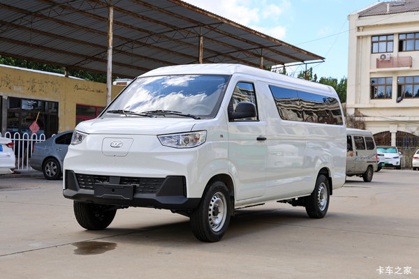 凯翼江豚E7 2025款 客运经济版 6座 纯电动轻客 开瑞41.86kWh