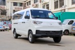 凯翼江豚E7 2025款 安驾超充版 9座 纯电动轻客 开瑞62.98kWh