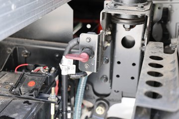 ����ɷ�EV350 Pro 4X2 ���Ŵ��綯��س� 100.46kWhͼƬ