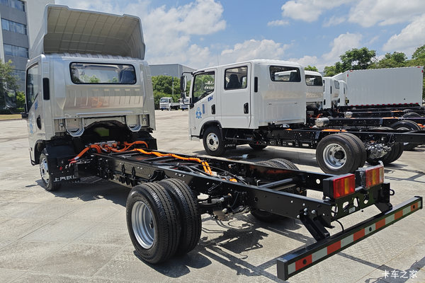 购大拿T2电动载货车 享高达3万优惠