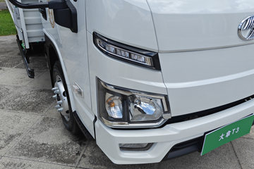 Ծ�� ����T3 Һɲ 3.805�׵��Ŵ��綯�����Ῠ ����ʱ��53.58kWhͼƬ
