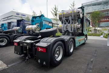 ���ӥ; ����� 15.6L LNG 660���� 6X4 һ�����12�� AMT�Զ��� ǣ����ͼƬ