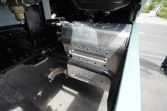 解放鹰途 商务舱 15.6L LNG 660马力 6X4 一汽解放12档 AMT自动档 牵引车