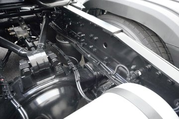 ���ӥ; ����� 15.6L LNG 660���� 6X4 һ�����12�� AMT�Զ��� ǣ����ͼƬ