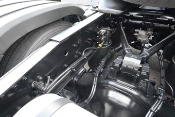 ���ӥ; ����� 15.6L LNG 660���� 6X4 һ�����12�� AMT�Զ��� ǣ����ͼƬ