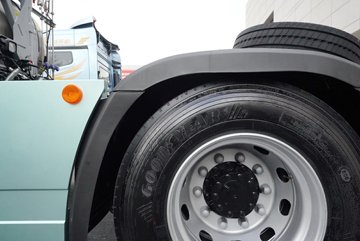 ���ӥ; ����� 15.6L LNG 660���� 6X4 һ�����12�� AMT�Զ��� ǣ����ͼƬ