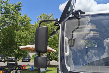 Ծ�� ����T1 Һɲ 3.15��˫�Ŵ��綯�����Ῠ ����ʱ��100.46kWhͼƬ