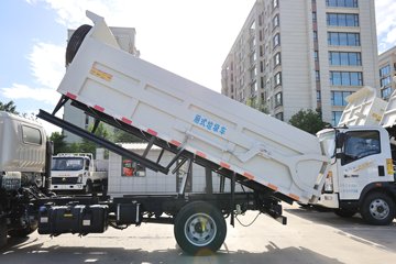 �й�����HOWO ����M 140���� 4X2 ��ʽ������(������)ͼƬ