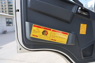 �й�����HOWO ���� 160���� 4X2 ��ʽ������(������)ͼƬ