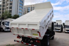 中国重汽HOWO 悍将 160马力 4X2 厢式垃圾车(天翔牌) 中国重汽HOWO 悍将 160马力 4X2 厢式垃圾车(天翔牌)