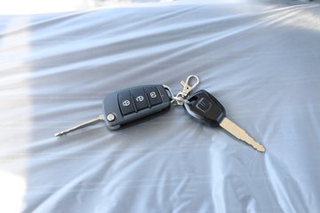 Զ�� ����F5E 4.02�׵��Ŵ��綯����΢�� ��о62kWhͼƬ