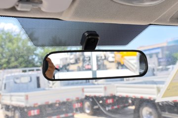 Զ�� ����F5E 4.02�׵��Ŵ��綯����΢�� ��о62kWhͼƬ