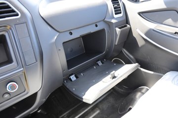 Զ�� ����F5E 4.02�׵��Ŵ��綯����΢�� ��о62kWhͼƬ