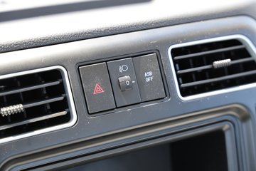 Զ�� ����F5E 4.02�׵��Ŵ��綯����΢�� ��о62kWhͼƬ