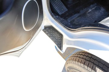 Զ�� ����F5E 4.02�׵��Ŵ��綯����΢�� ��о62kWhͼƬ