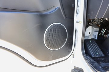 Զ�� ����F5E 4.02�׵��Ŵ��綯����΢�� ��о62kWhͼƬ