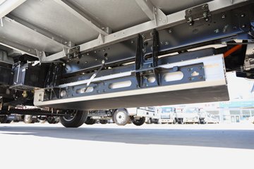 Զ�� ����F5E 4.02�׵��Ŵ��綯����΢�� ��о62kWhͼƬ