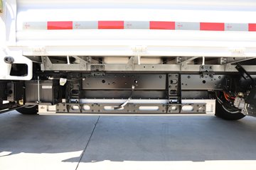 Զ�� ����F5E 4.02�׵��Ŵ��綯����΢�� ��о62kWhͼƬ