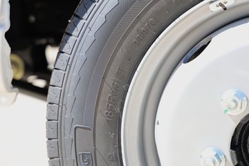 Զ�� ����F5E 4.02�׵��Ŵ��綯����΢�� ��о62kWhͼƬ