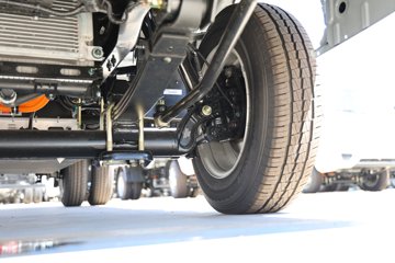 Զ�� ����F5E 4.02�׵��Ŵ��綯����΢�� ��о62kWhͼƬ