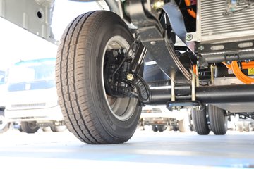 Զ�� ����F5E 4.02�׵��Ŵ��綯����΢�� ��о62kWhͼƬ