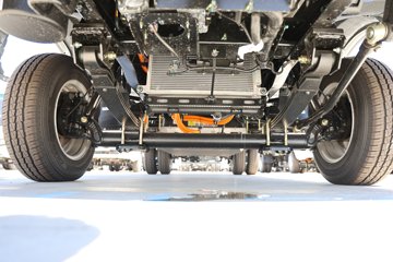 Զ�� ����F5E 4.02�׵��Ŵ��綯����΢�� ��о62kWhͼƬ