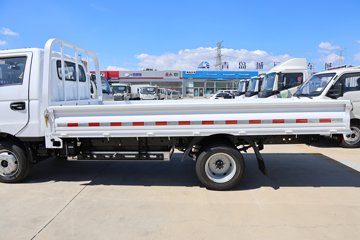 Զ�� ����F5E 4.02�׵��Ŵ��綯����΢�� ��о62kWhͼƬ