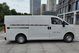 多拉大面&nbsp;电动封闭厢货外观图片