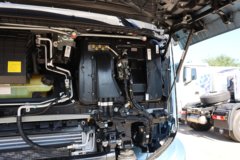 欧曼银河5 14.5L LNG 580马力 6X4 采埃孚12档 AMT自动档 牵引车