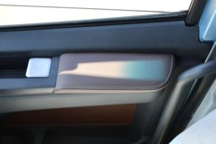 欧曼银河5 14.5L LNG 580马力 6X4 采埃孚12档 AMT自动档 牵引车