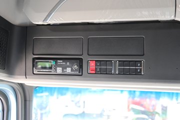 ŷ������5 14.5L LNG 580���� 6X4 �ɰ���12�� AMT�Զ��� ǣ����ͼƬ