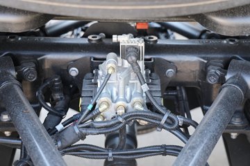 ŷ������5 14.5L LNG 580���� 6X4 �ɰ���12�� AMT�Զ��� ǣ����ͼƬ