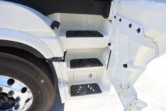 欧曼GTL星翼版 4X2 纯电动牵引车 爱易科400.6kWh