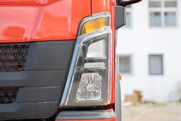 �й�����HOWO ���� 200���� 4X2 5.2����ж��ͼƬ