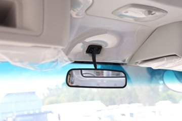 �й�����HOWO ���� 200���� 4X2 5.2����ж��ͼƬ