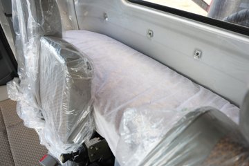 �й�����HOWO ���� 200���� 4X2 5.2����ж��ͼƬ