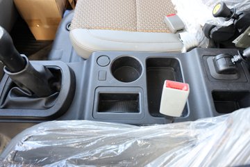 �й�����HOWO ���� 200���� 4X2 5.2����ж��ͼƬ