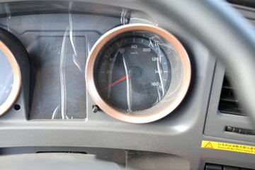 �й�����HOWO ���� 200���� 4X2 5.2����ж��ͼƬ