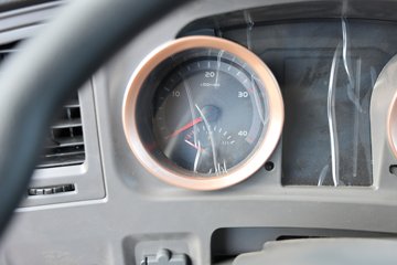 �й�����HOWO ���� 200���� 4X2 5.2����ж��ͼƬ