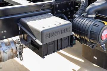 �й�����HOWO ���� 200���� 4X2 5.2����ж��ͼƬ