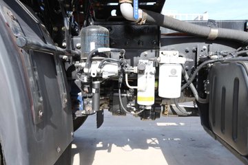 �й�����HOWO ���� 200���� 4X2 5.2����ж��ͼƬ