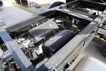 �й�����HOWO ���� 200���� 4X2 5.2����ж��ͼƬ