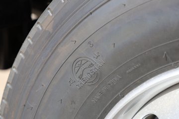 �й�����HOWO ���� 200���� 4X2 5.2����ж��ͼƬ