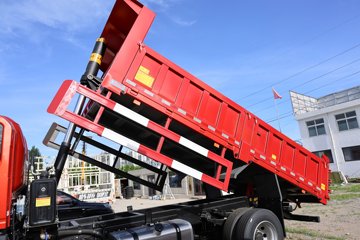 �й�����HOWO ���� 200���� 4X2 5.2����ж��ͼƬ