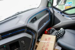 解放J6P 6X4 纯电动牵引车 宁德时代400kWh