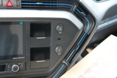 解放J6P 6X4 纯电动牵引车 宁德时代400kWh