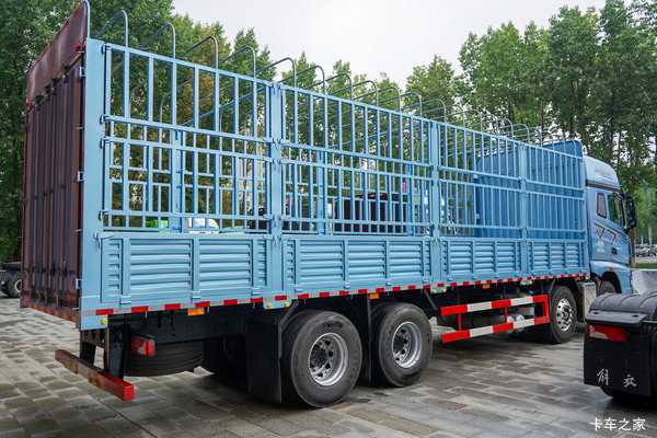 限时特惠，立降3.8万！上海解放J7载货车系列疯狂促销中