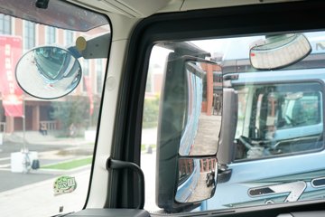 һ����� J7 640���� 8X4 9.4��AMT�Զ�����դʽ�ػ���ͼƬ