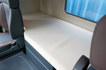 һ����� J7 640���� 8X4 9.4��AMT�Զ�����դʽ�ػ���ͼƬ